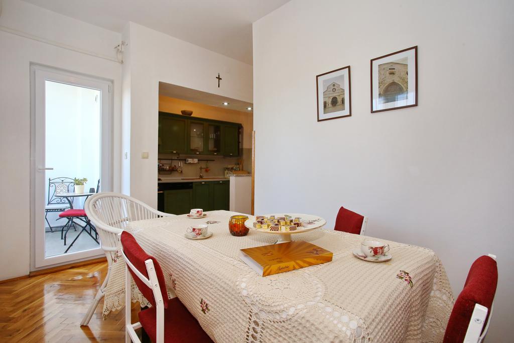 Rooms & Apartments Soline Nuove Біоград-на-Мору Екстер'єр фото